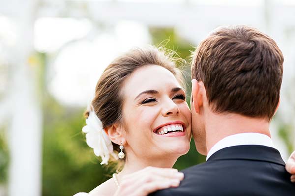 Direct Access - Smiling wedding couple